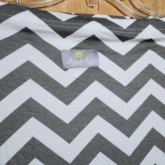 Itzy Ritzy Baby Car Seat Cover Nursing Cover Shopping cart cover infinity Scarf - Picture 2 of 5